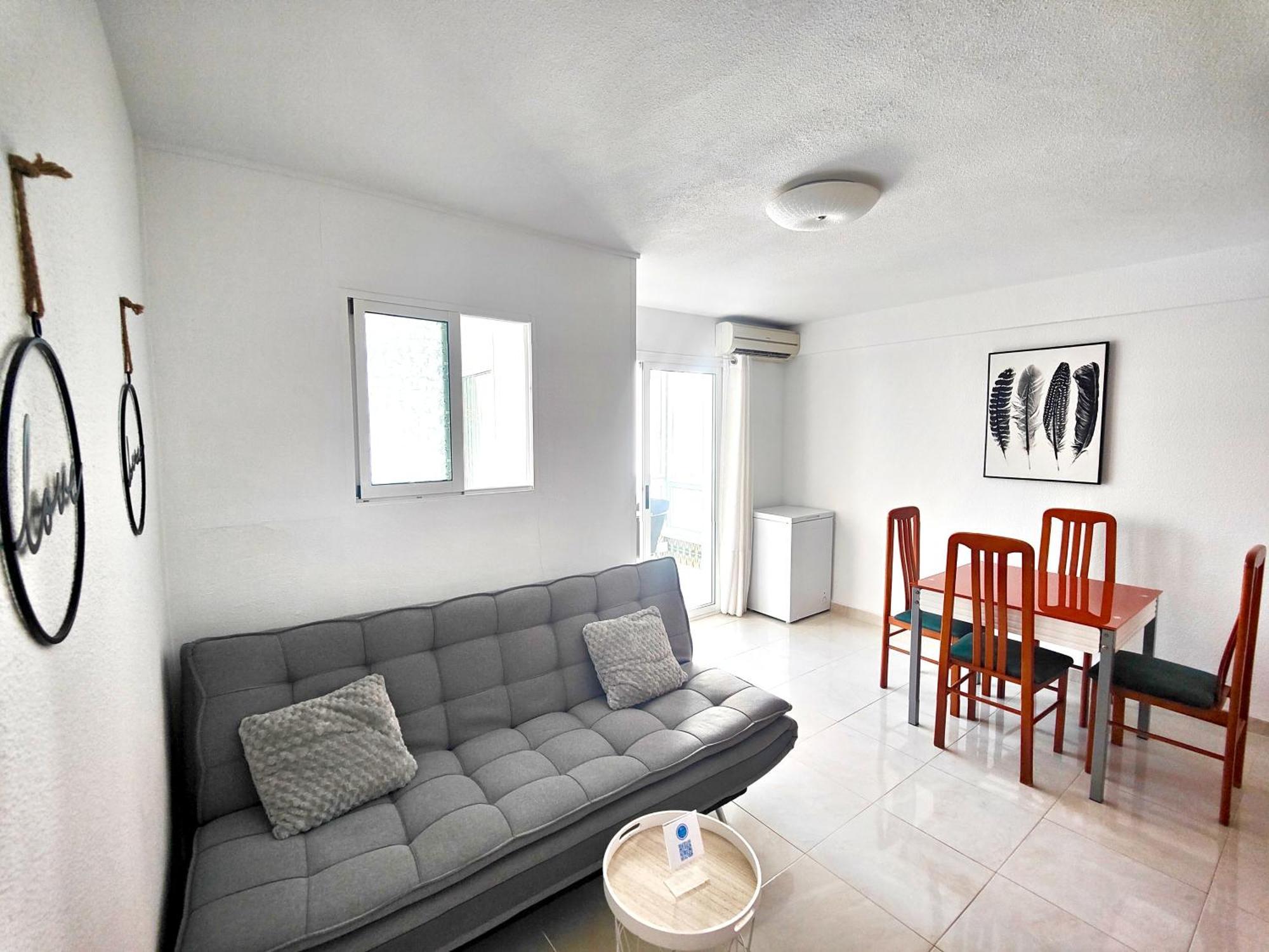 Apartment Versailles 2-9